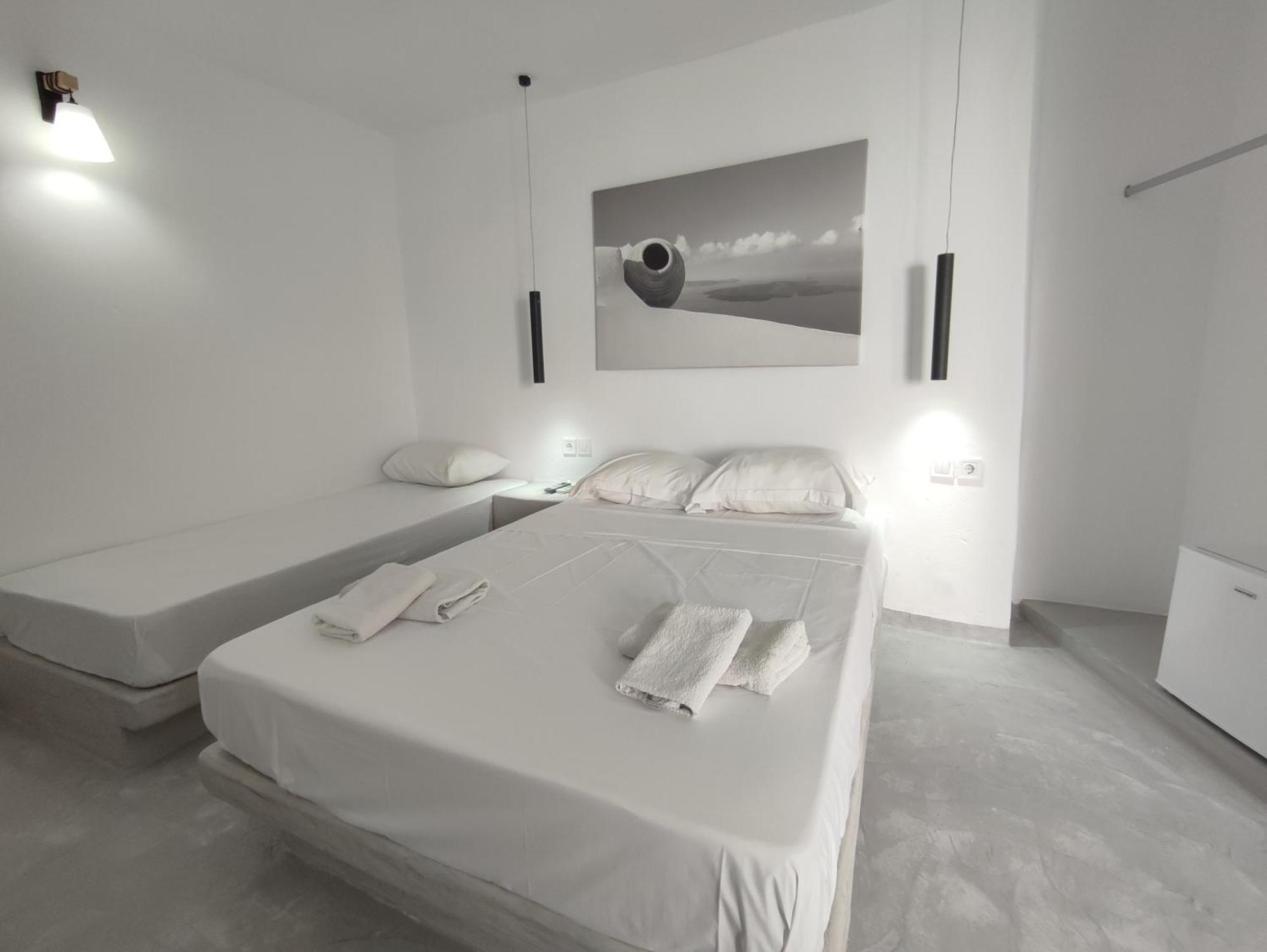 Central Santorini Serenity Rooms Fira  Luaran gambar