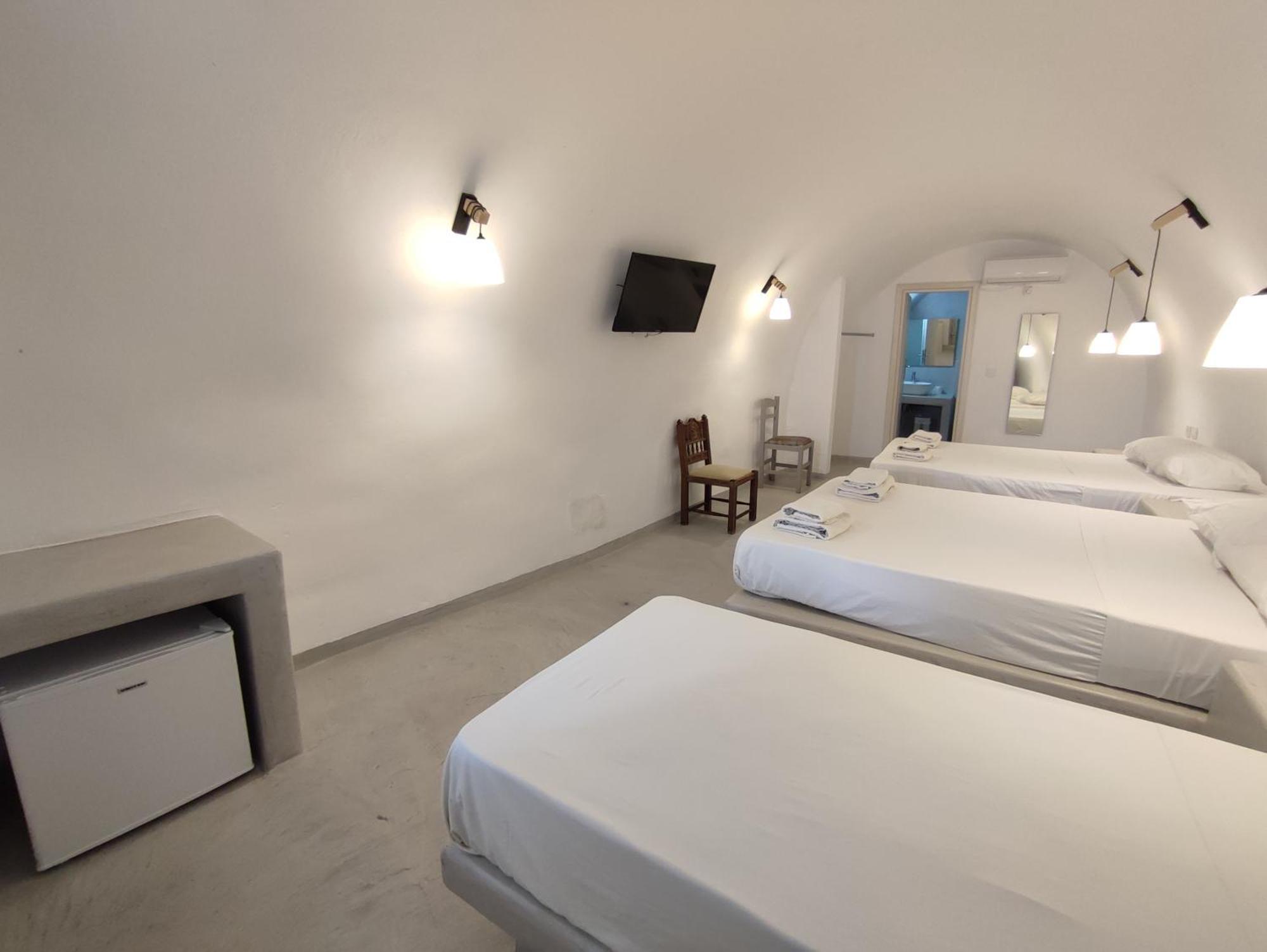 Central Santorini Serenity Rooms Fira  Luaran gambar