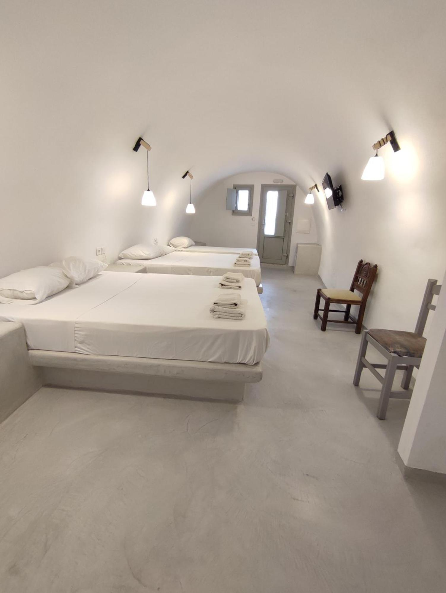 Central Santorini Serenity Rooms Fira  Luaran gambar